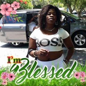 Meet your Posher, Marsha